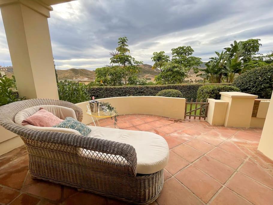 Luxurious 2 Bedroom Apartment With Spa Facilities Benahavís Exterior photo